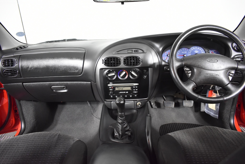 <p>AGC Fridge Display Fridge</p>