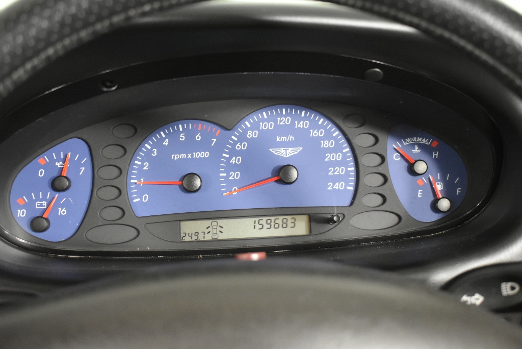 <p>CaterWare L1400r4a Double Door Fridge</p>