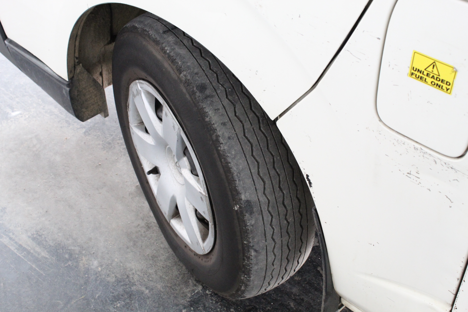 Medium Levelling Bar (Unused)