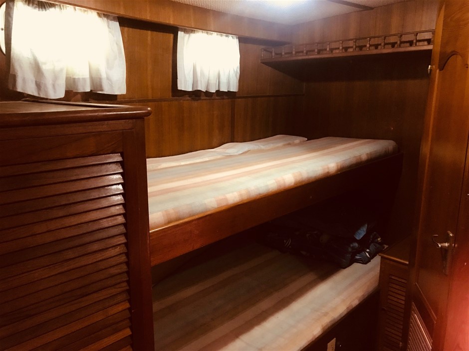 New in Box 350mm Square Shower Head, Weight 3.03kg - Qty 1