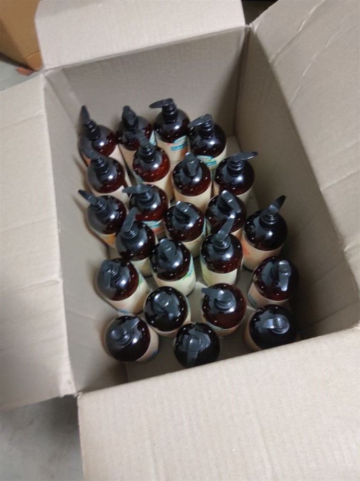 CORSAIR Void v2 Wireless Gaming Headset with Bluetooth for PC, PS5, PS4, Sw