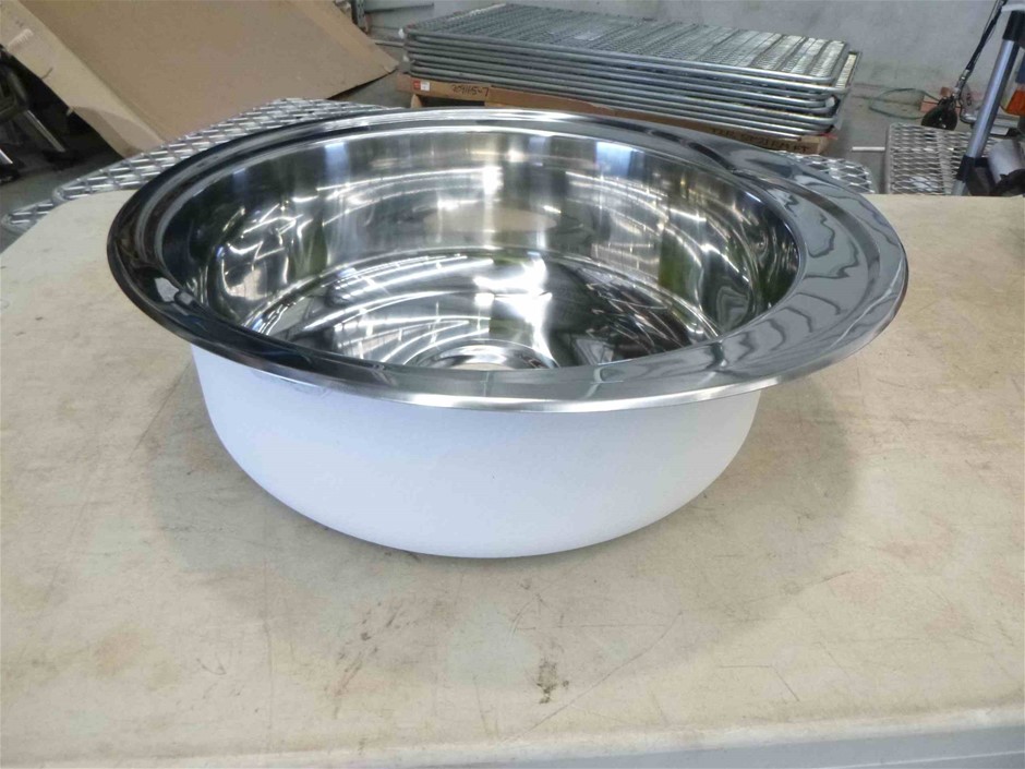 SHURE Cardioid Dynamic Instrument Microphone, SM57.  Buyers Note - Discount