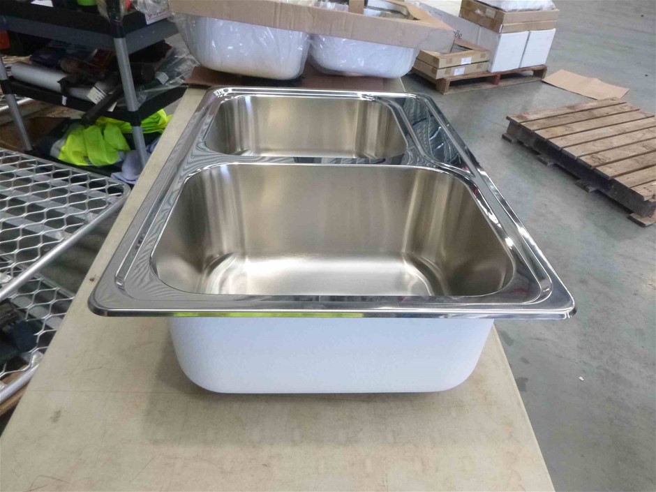 5 Carat round 5 white diamond each CVD Uncertified