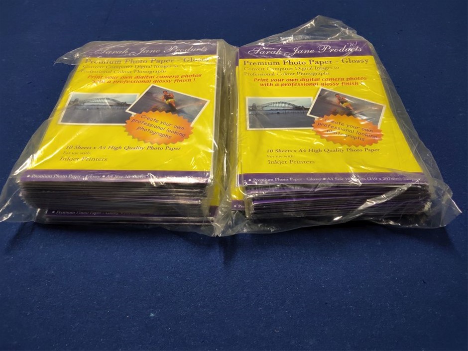 Vial full of Gold Leaf/Flake