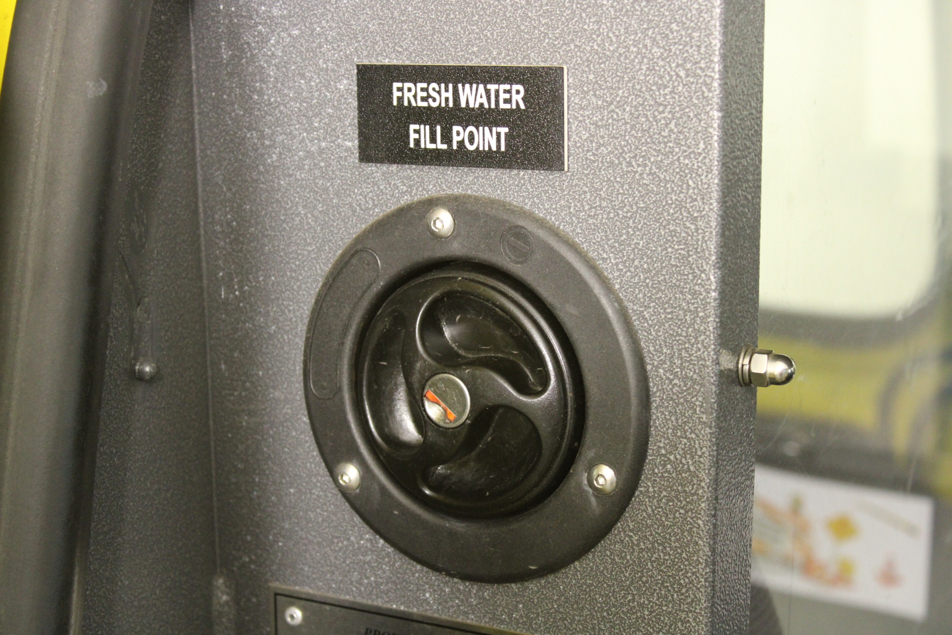 APPLE MacBookPro (A1278) (EMC 2419) Laptop i5-2415M 4GBRAM 240GB Silver