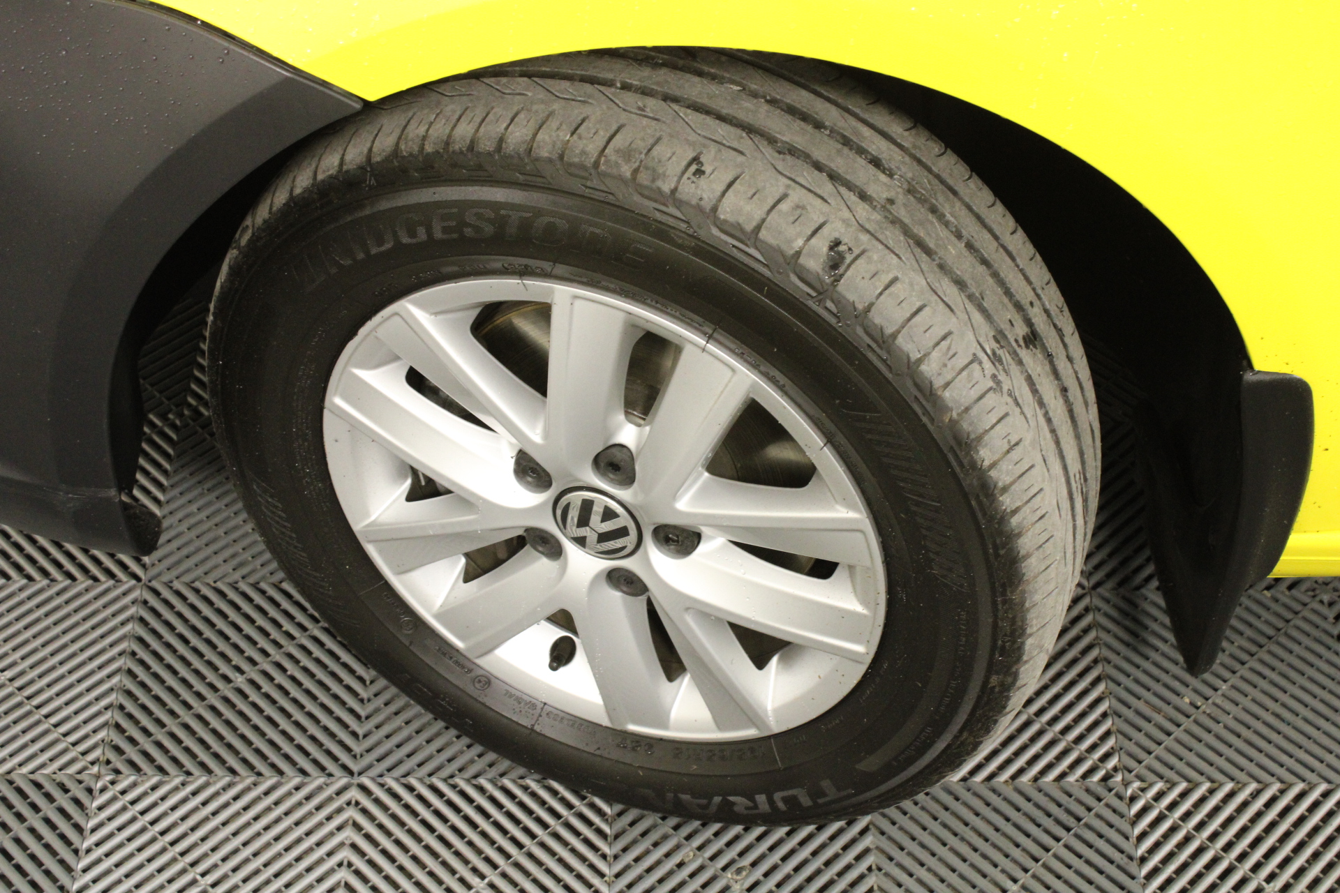 <p>2 x Mevco Roll Bars</p>