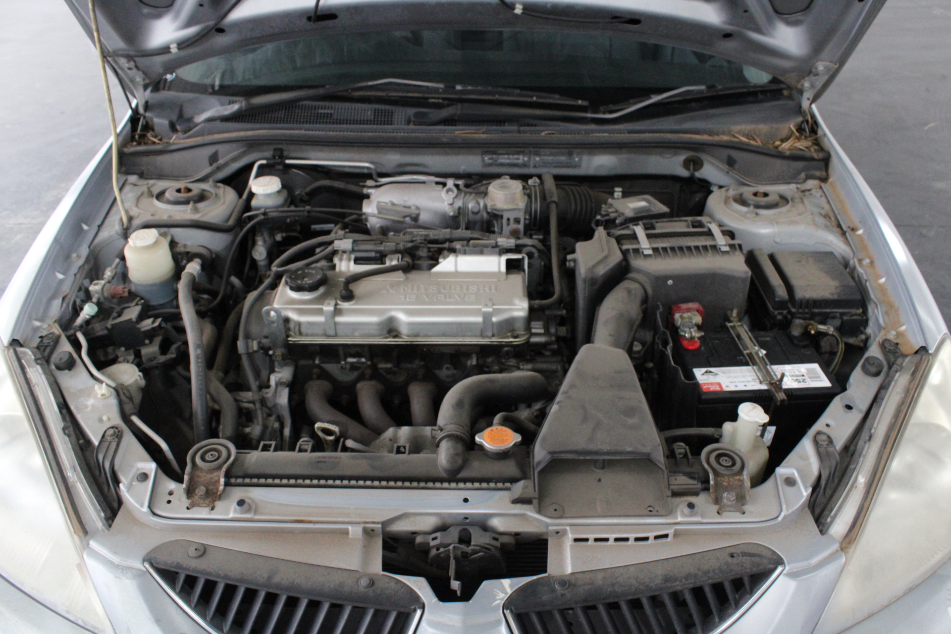 1/100 Scottdale x 2, 1g Valcumbi silver bars x 2 & 1 Kilo Copper Bar