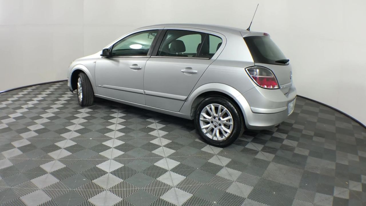 <p>2023  Braaap Moto3 Motorcycle</p>