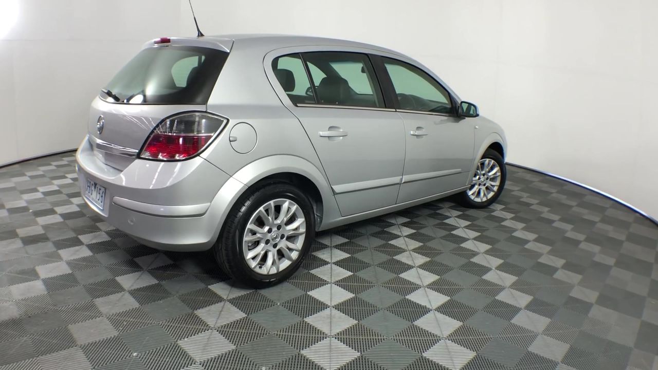 <p>Unused Braaap MX-125F Motorcycle in Crate</p>