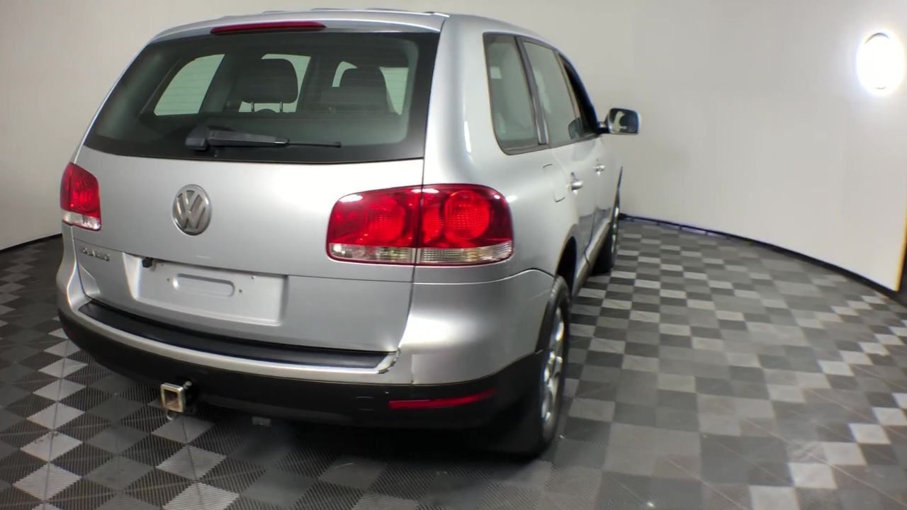 KOOLATRON Retro 4L 6 Can Portable Mini Fridge, Compact Car Refrigerator, Sk