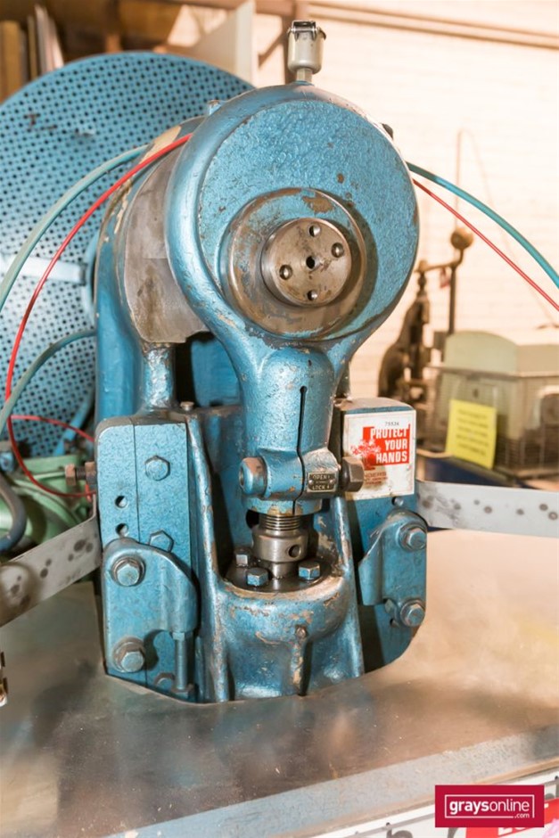 WENOKER Magnetic Resistance Stationary Bike for Home, Indoor Bike with Whis