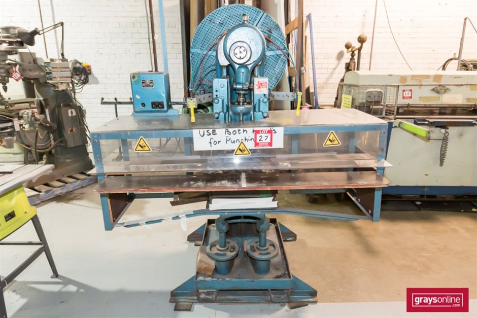 KOGAN SmarterHome™ 2000W Convector Panel Heater - KASHCHT20WA