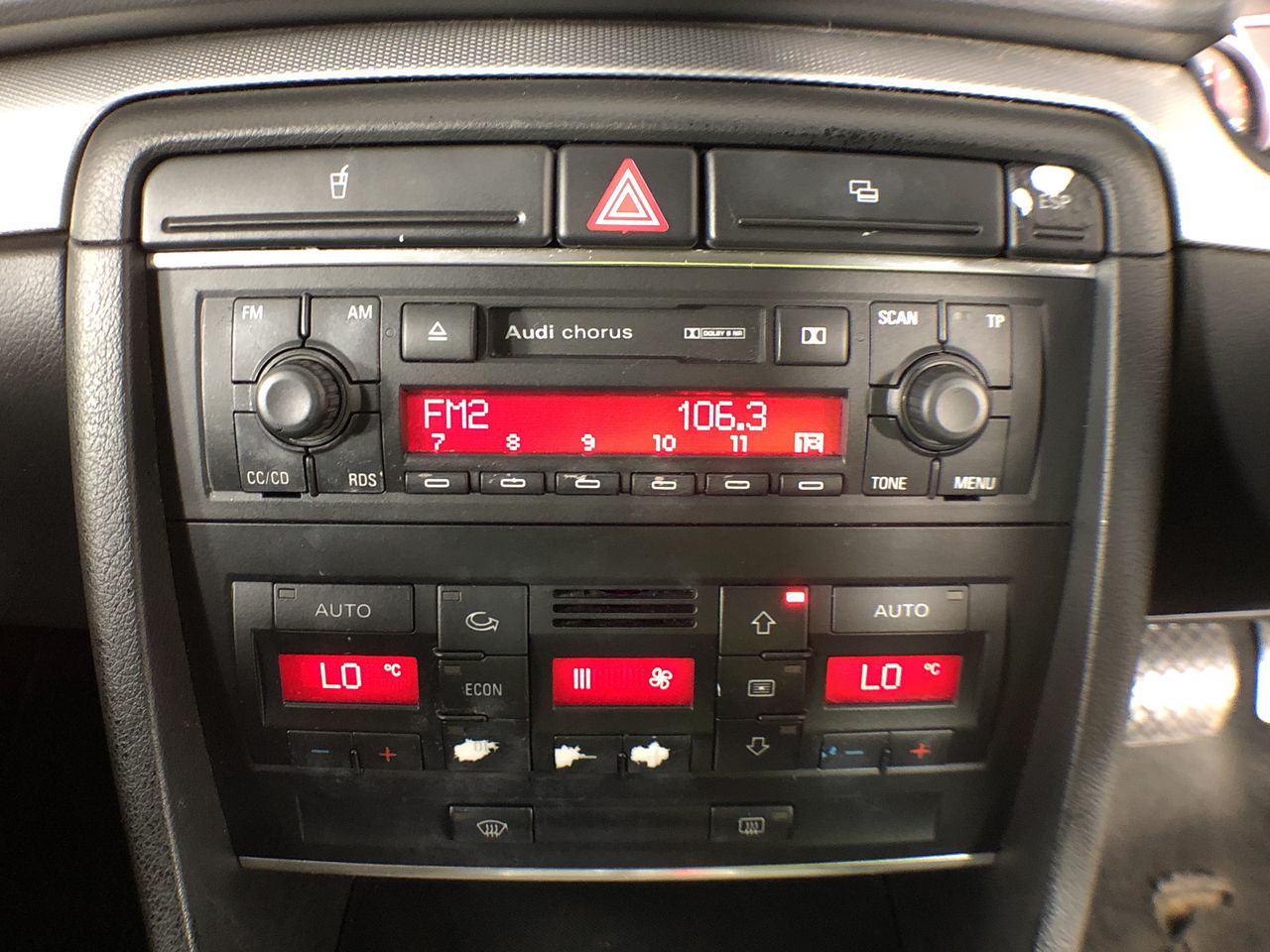 DYSON V15 Detect Absolute Cordless Vacuum Cleaner. NB: Has been used, Not i