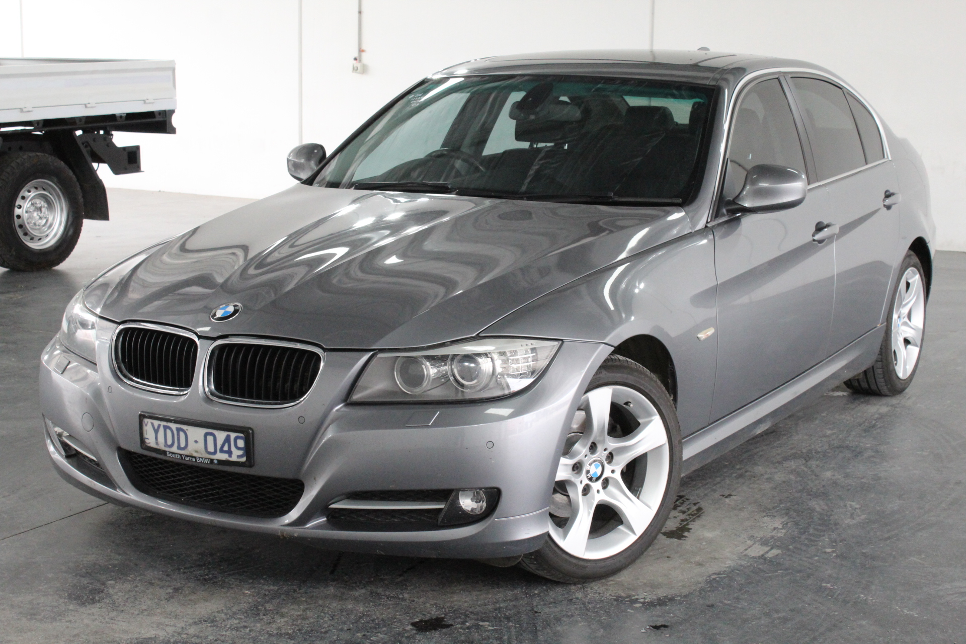 Rhodium Plated Men's Band Ring (6mm) - US Size 11