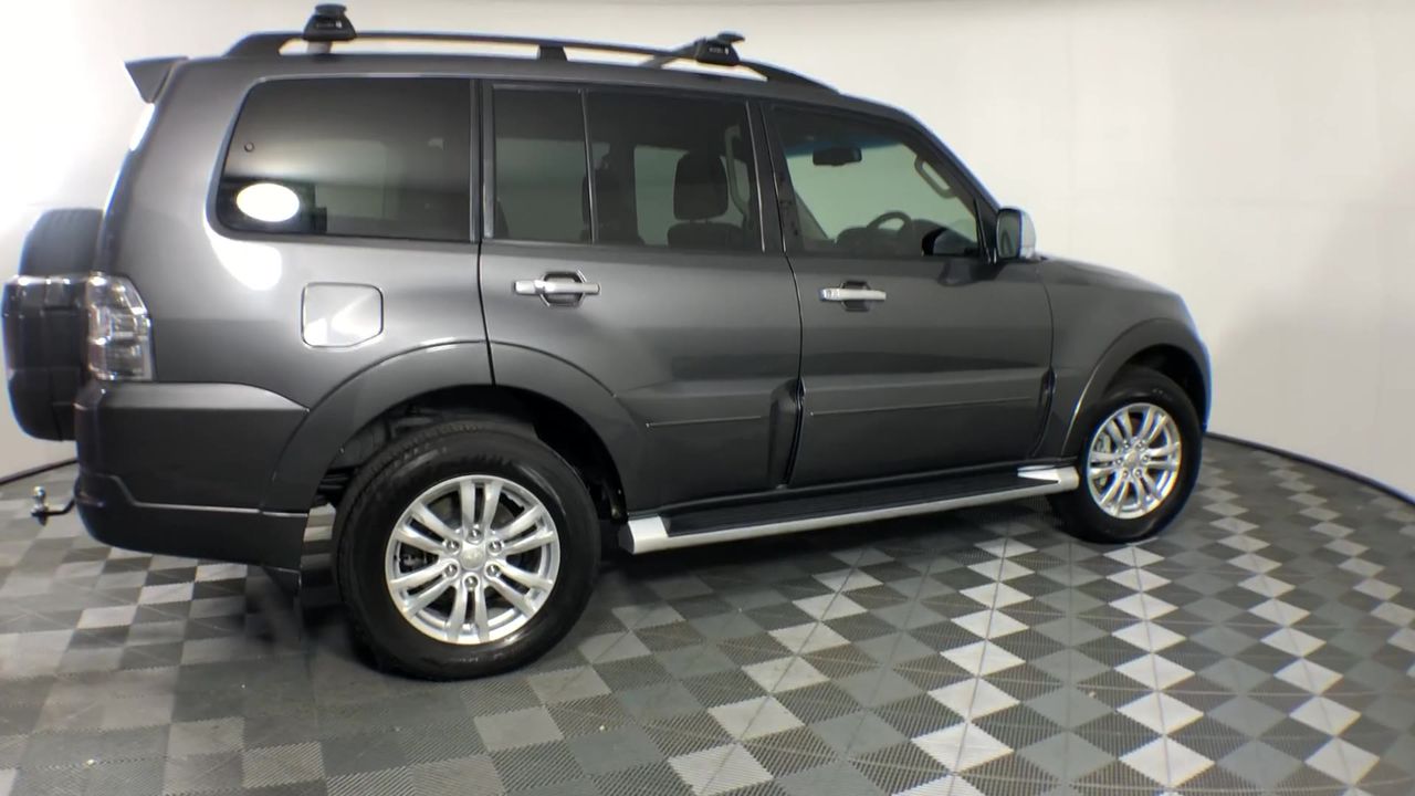 Astralvision AVSU65 65" Interactive Flat Panel Display