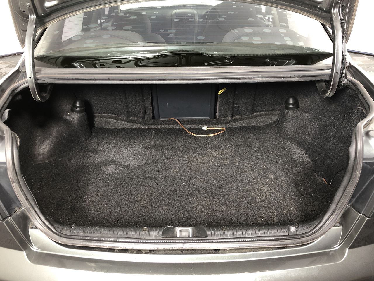 <p>40” Shipping Container</p>