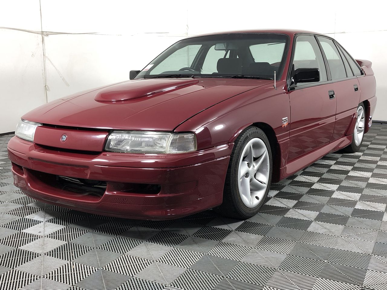 WAHL Professional 5 Star Series Hi-Viz Trimmer. NB: Minor Use.