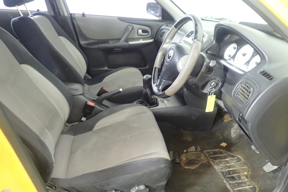 0.20 TCW yellow round various diamonds