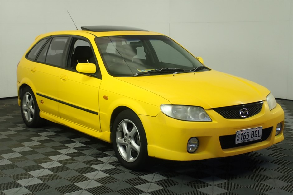 Approx 37 Ct of Loose Boulder Opal Chips (Coober Peby) In glass disp/bottle