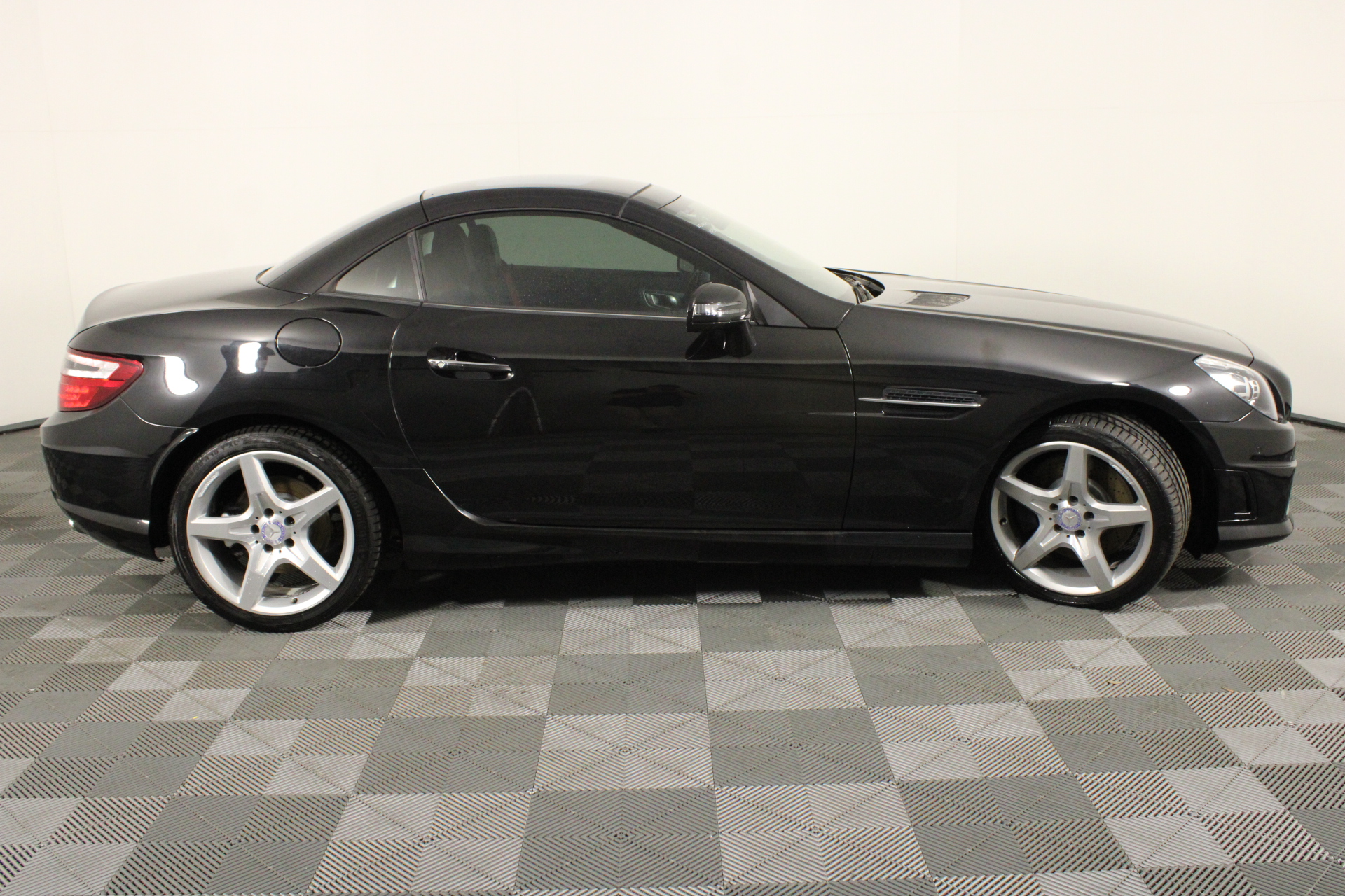 0.14 carat fancy white marquise diamond