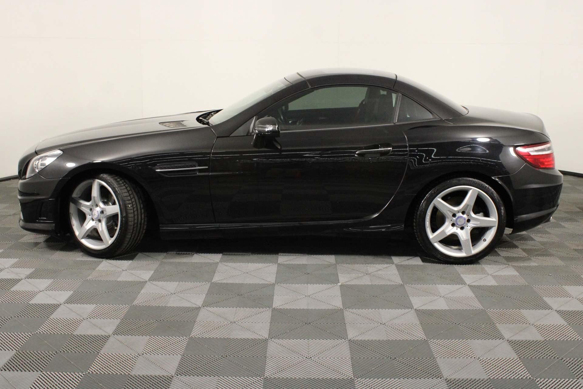 1966 AU silver 50 cent first & last Queen Elizabeth Coin in Customised case