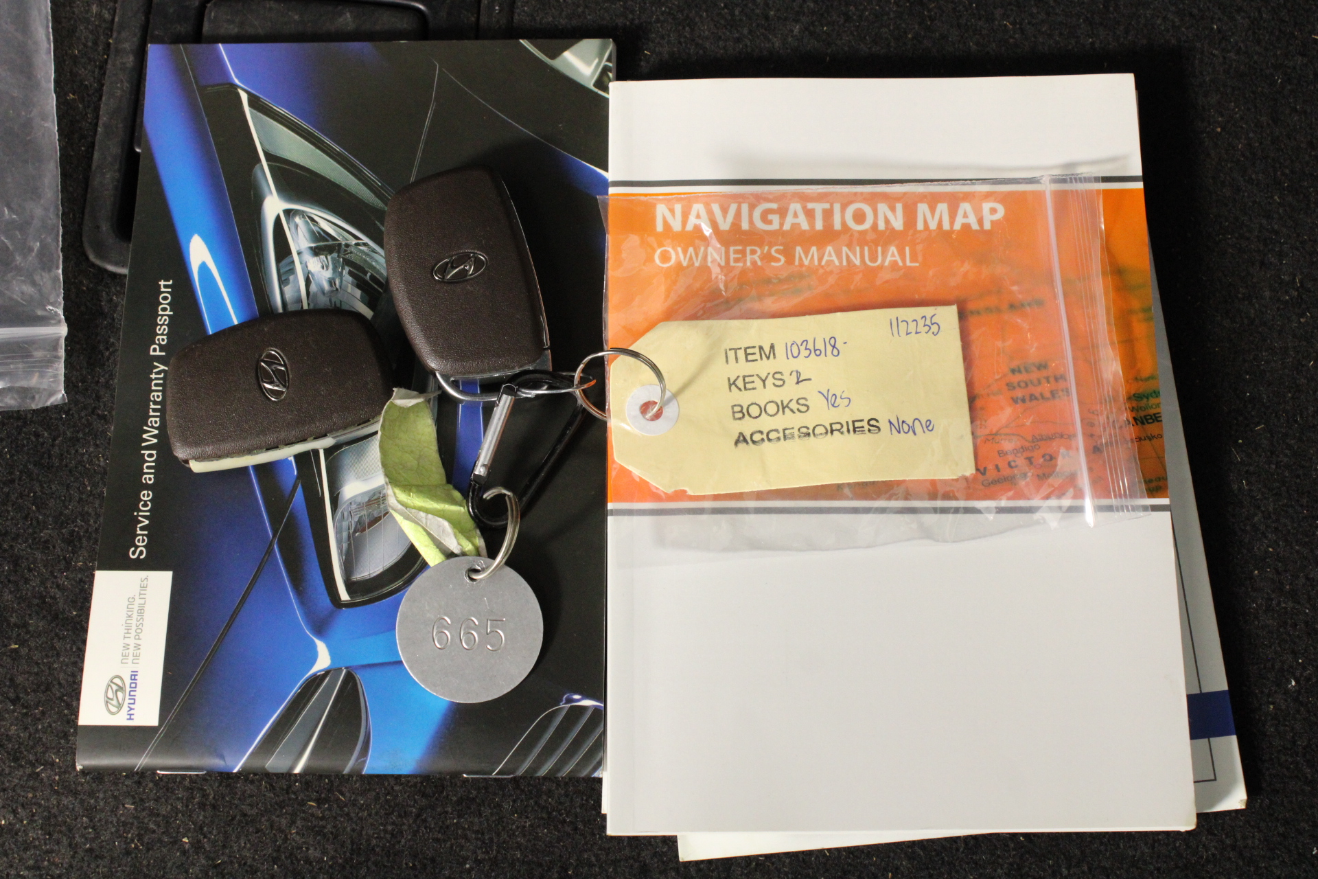 Quantity of 1 20.5-25 Earthmoving Tyre (Unused)