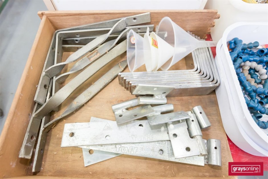 Darren Lockyer Limited Edition Bundaberg  Rum 6 YO  (1x 700mL)