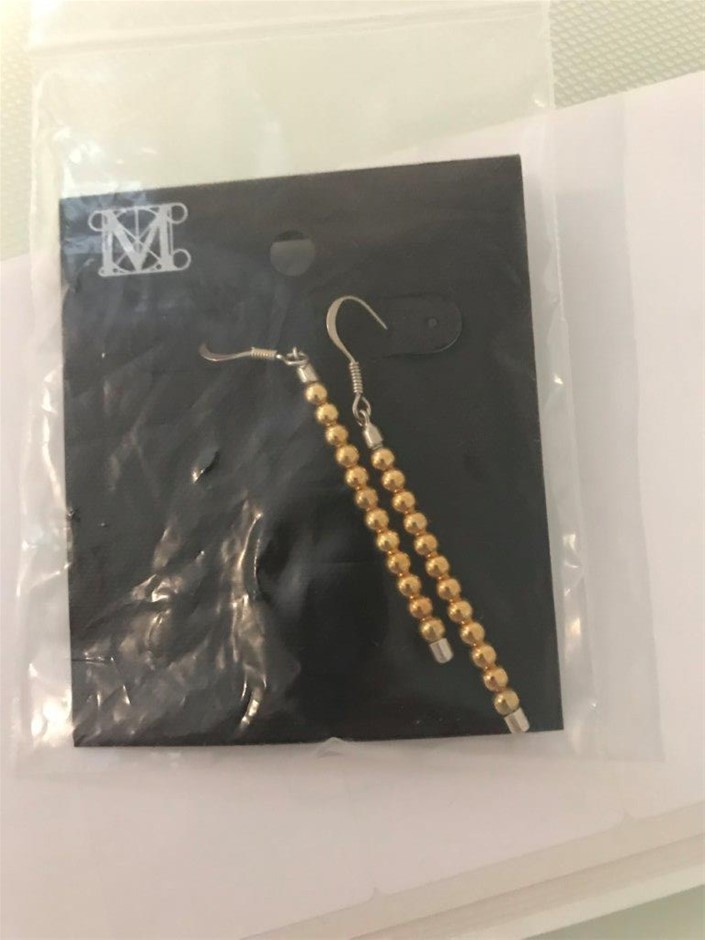 The Hero `Preservative Free` Pinot Noir 2023 (6x 750mL) SA