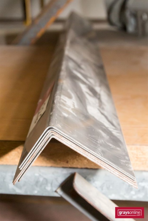 Evans & Tate Hullabaloo Shiraz 2017 (6x 750mL) Margaret River