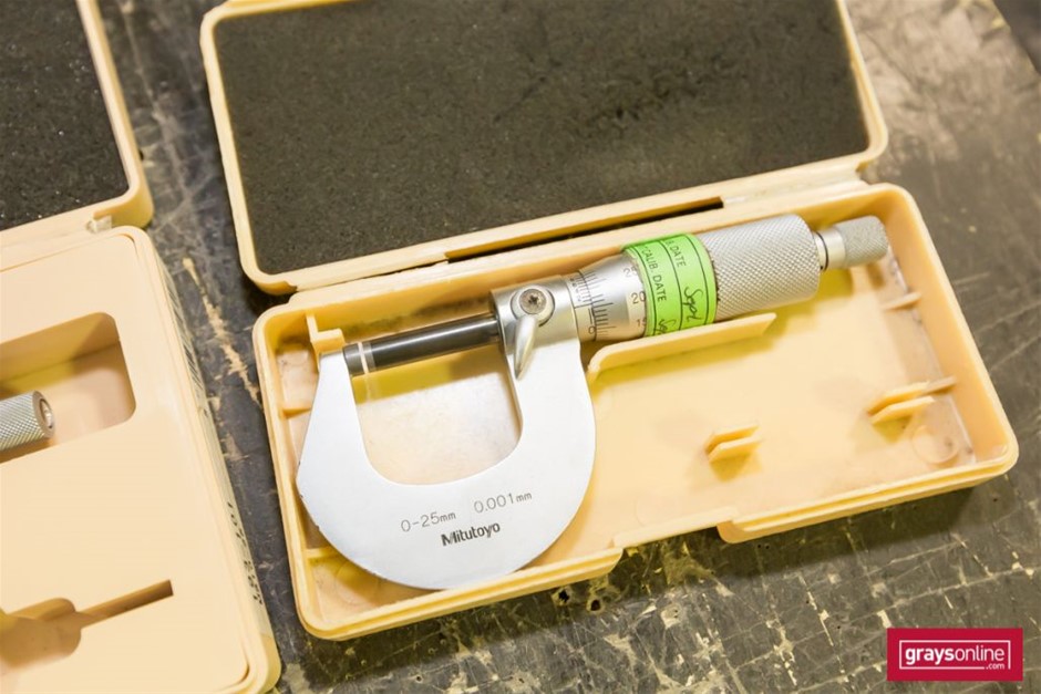 18ct Heavy Yellow Gold Plated Love Heart Chain Anklet