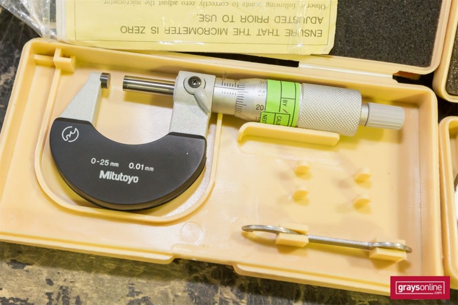 Solid 925 Sterling Silver & Gold Plated Chakra Bracelet - Sacral Chakra