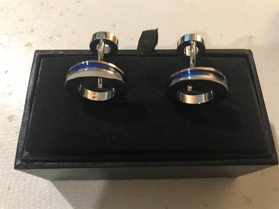 Bulk Pack of 5 Earrings in Gold