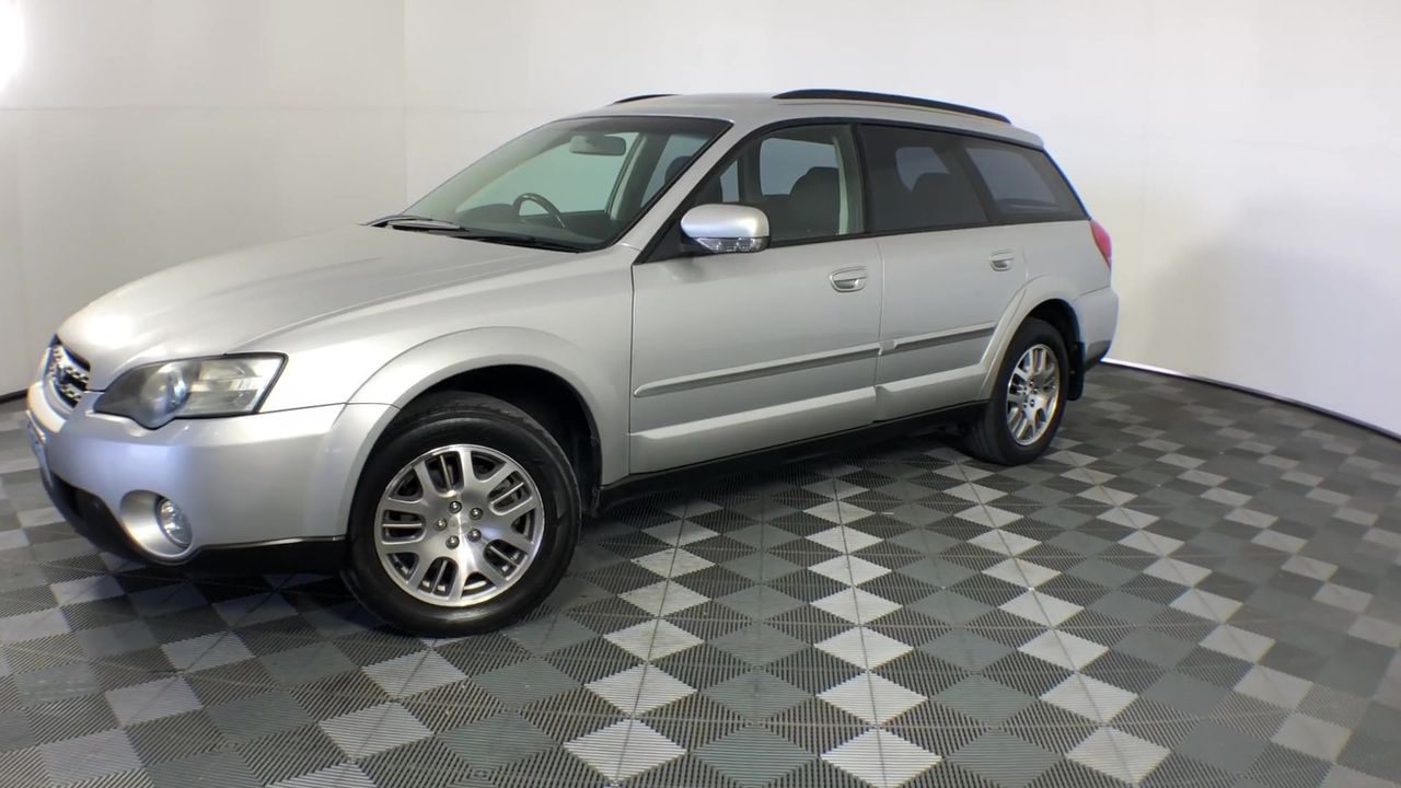 BIJ'OR White Grey Freshwater Pearl &  Diamond Round Stud Earrings. RRP 59