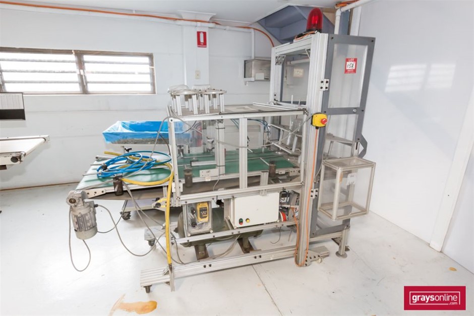 Aboriginal Flag, 1/10th Oz (ApproX) 999 Pure Solid Silver Bullion Coin, COA