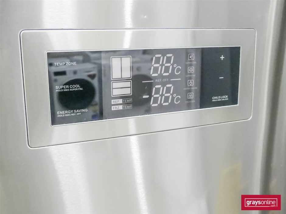 <p>Excavator Attachment</p>