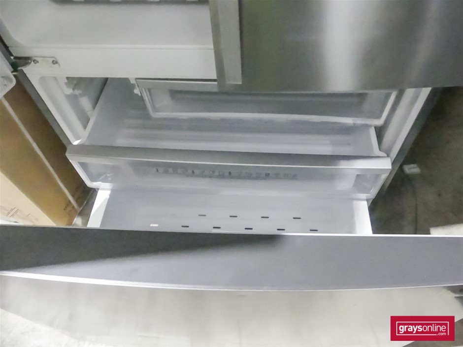 By The Vineyard Mixed Pack Pinot Grigio & Cab Merlot (12x 750mL). SEA.