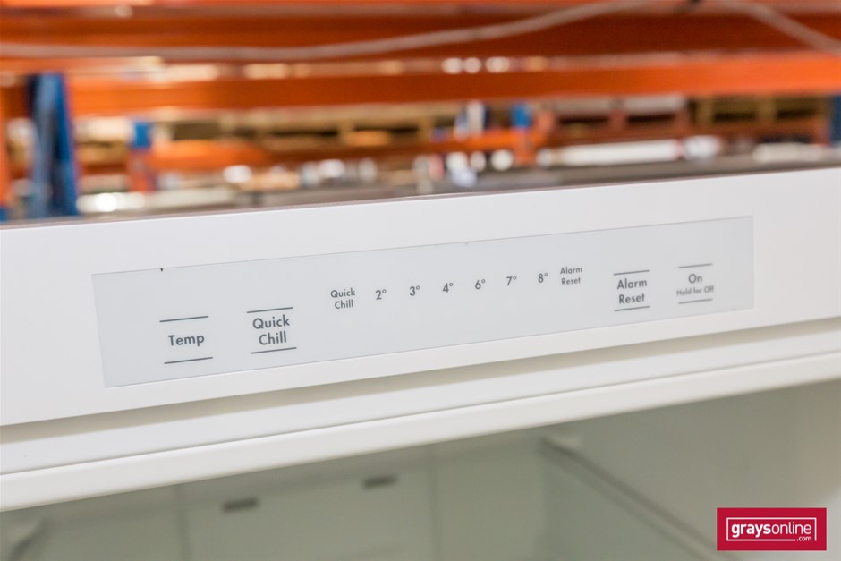 Wolf Blass Red Label Cabernet Merlot (6x 750mL).