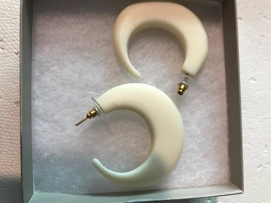 Snake + Herring Tough Love Chardonnay 2023 (12x 750mL) WA