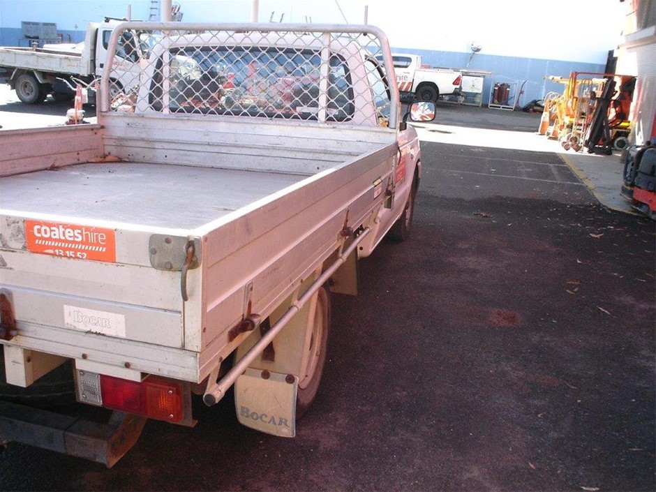 CHAMPION Women's ReverseWeave Crop Cut-Off Hoodie, Size XS, Black (BLK), CW