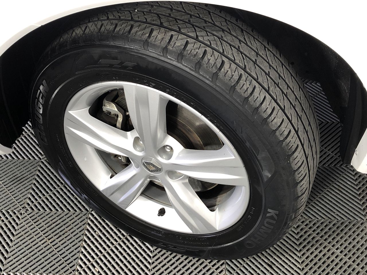 Dual Ram Hydraulic Grapple Attachment to Suit 8T Excavators (Unused)