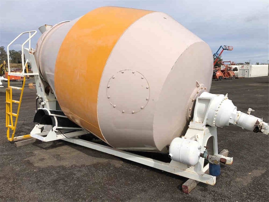 2 x Assorted EOE Lava Table Lamp, 36 cm Height, Comprising: 1 x Blue & 1 x