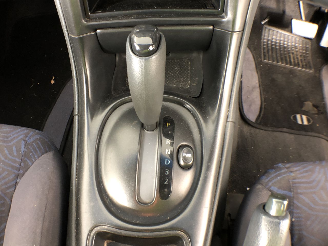 100pc Grease Nipple Assortment Zinc Plated, Contents: 50pc x 6mm Straight;