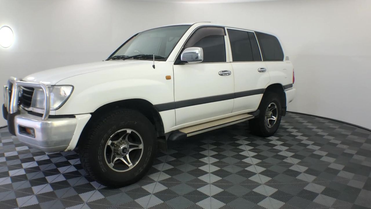 Vial full of Gold Leaf/Flake x 3