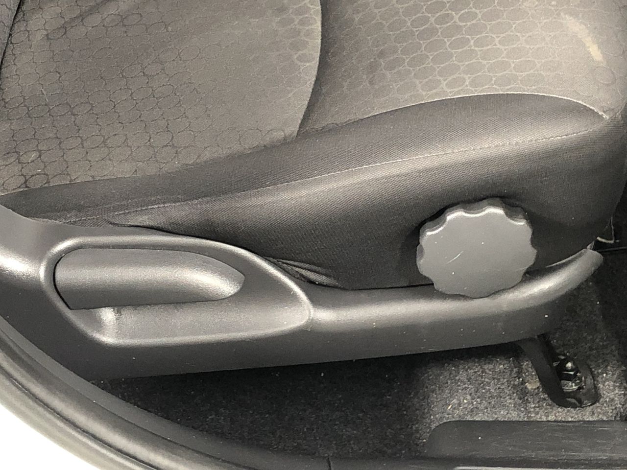 2023 $2 Matilda Light Green Coloured two dollar FIFA Soccer Coin Queen New