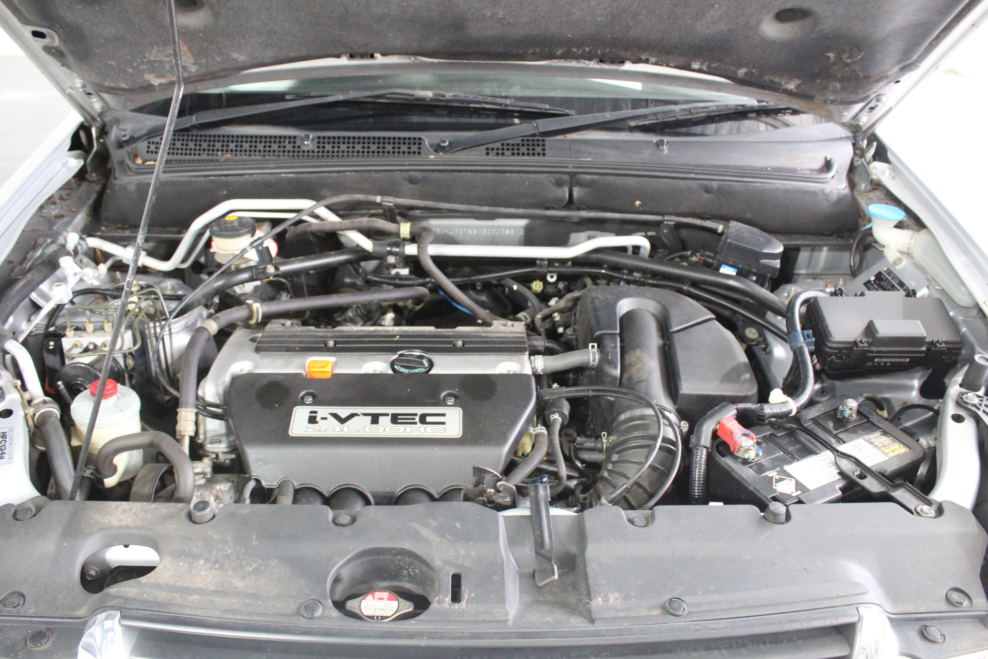 1/100 Ounce -Gold Scottdale & 1/10 Ounce Xag Silver coins x 4 Unc