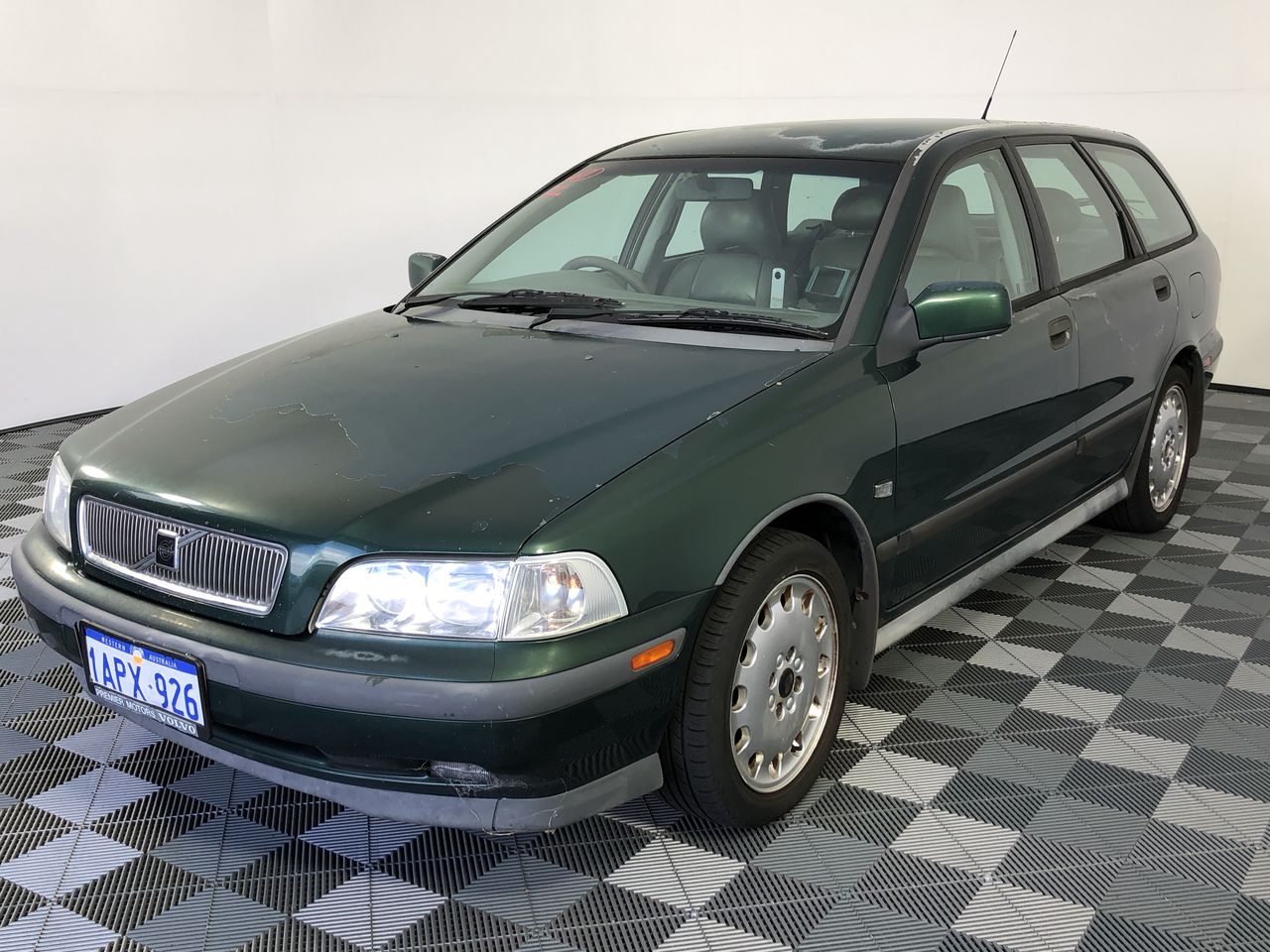 Men's Rectangle Luxury Wrist Watch Quartz Sports Luminous Quartz Watch