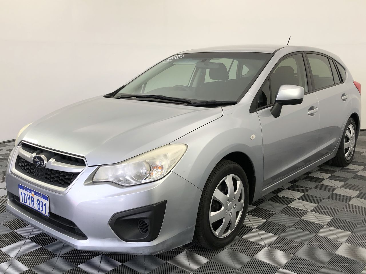 RELAXLOUNGER Storage Ottoman. NB: Minor use.