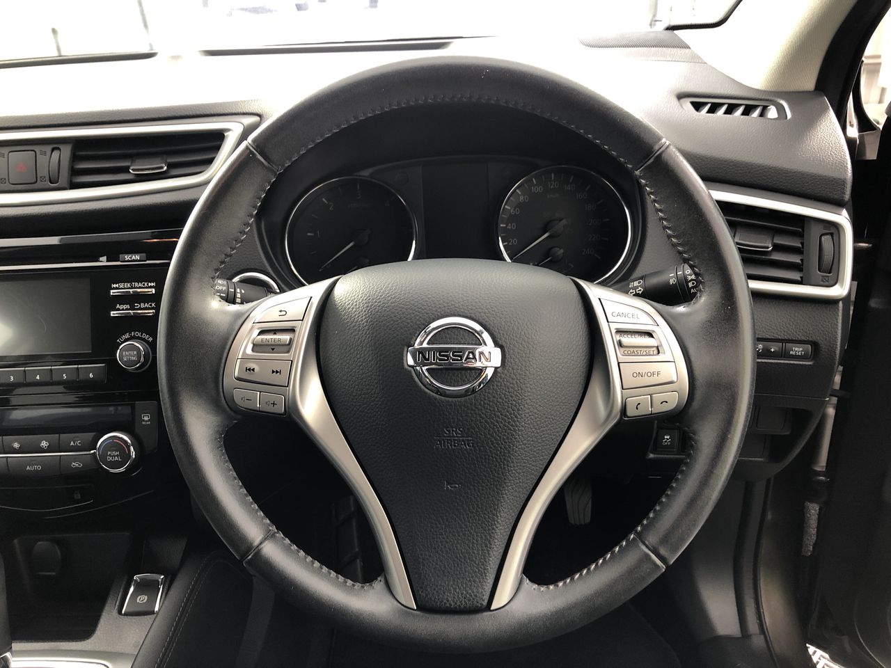 SHARK Steam And Scrub Mop, Model S7001ANZ. NB: Has been used.