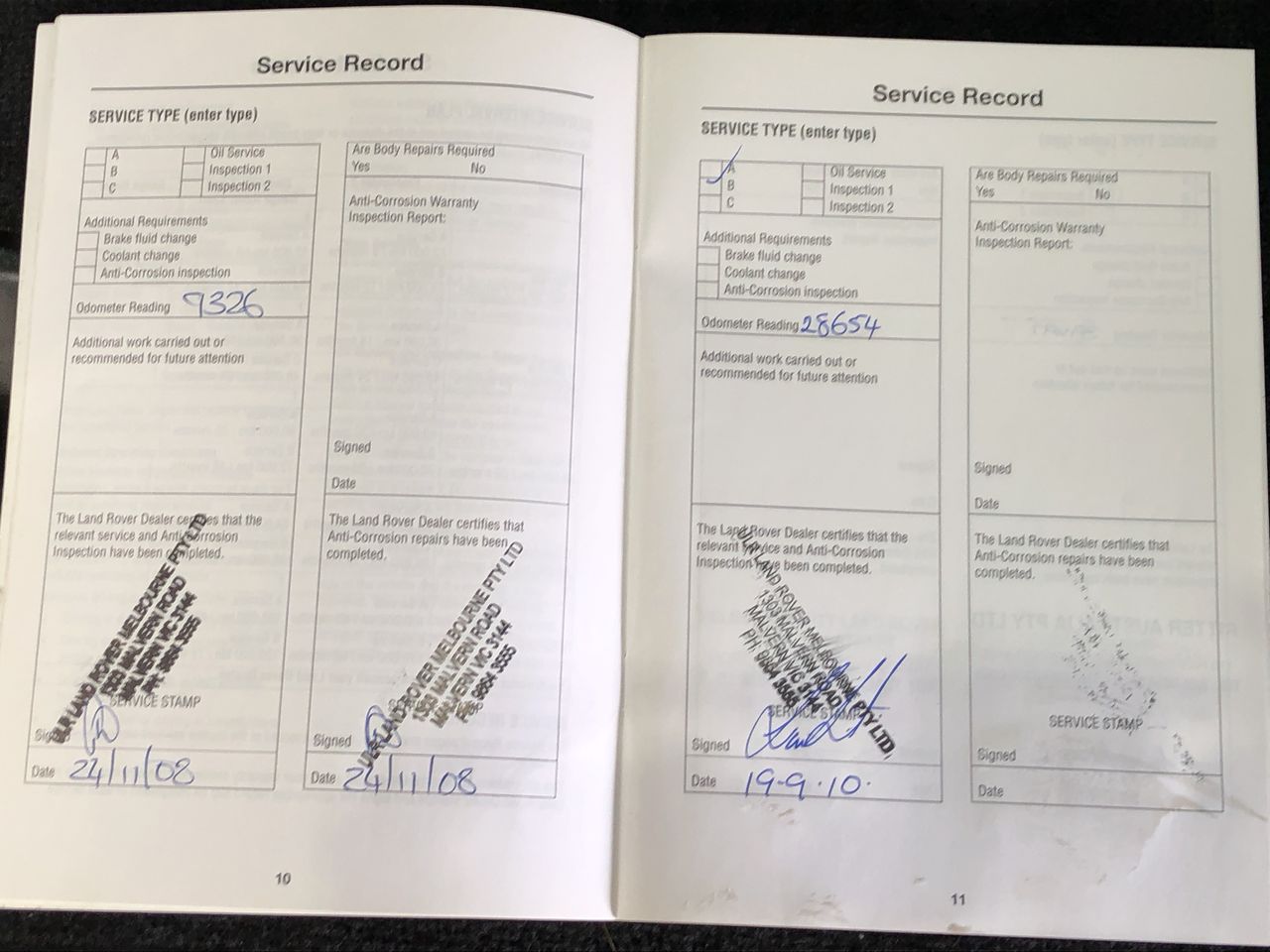 3-Piece Textured Line Pattern Bed Sheet Set, Incl: 1 x Flat Sheet & 2 x Pil