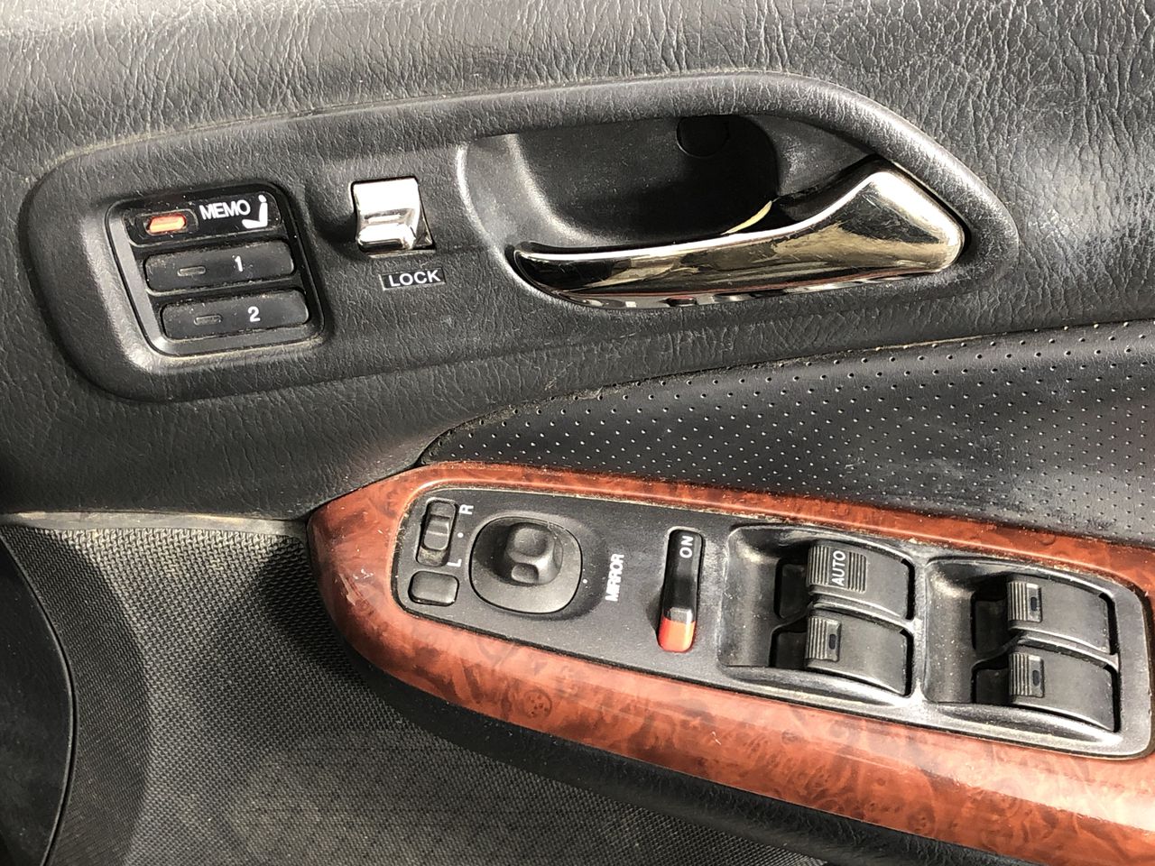 LOGITECH Z407 Bluetooth Computer Speakers, 80W, Wireless Control, 980-00135